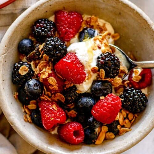 Greek yogurt protein bowl